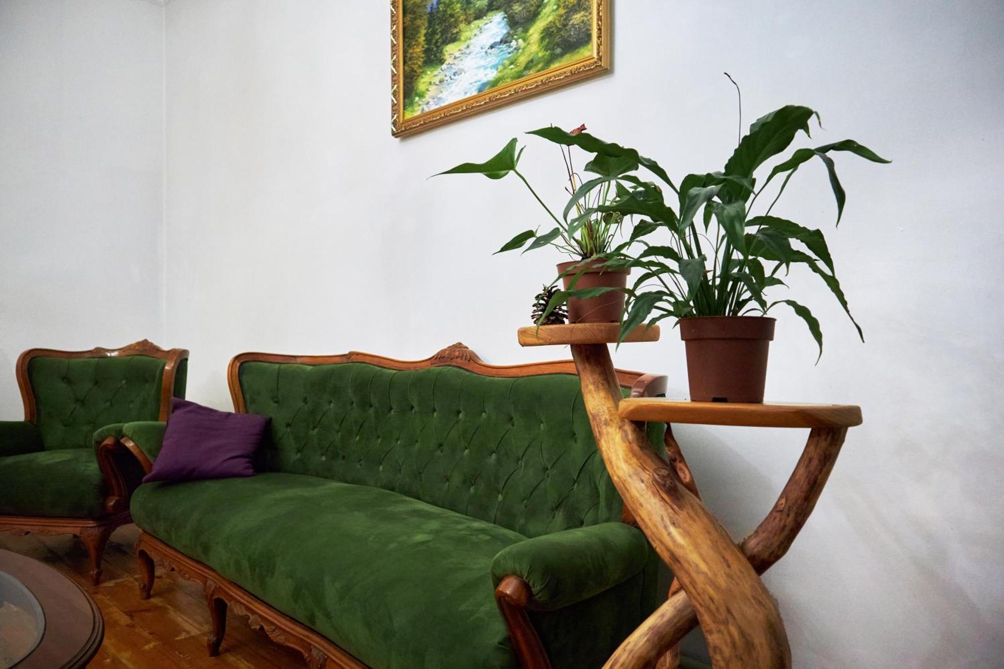 Sweet Vibe Hotel Almaty Exterior photo